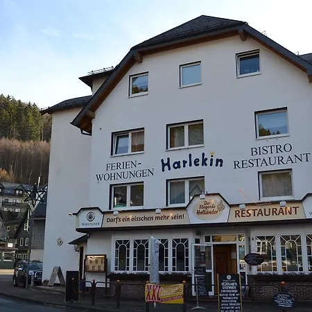 Harlekin Apartmanhotel 3*
