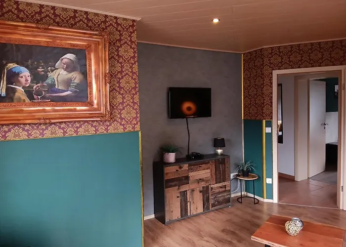 Harlekin Aparthotel 3*